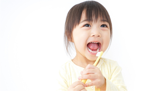 歯の生え変わりの時期から開始します